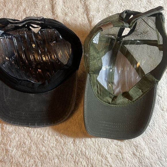 Ladies hat bundle - Picture 4 of 6